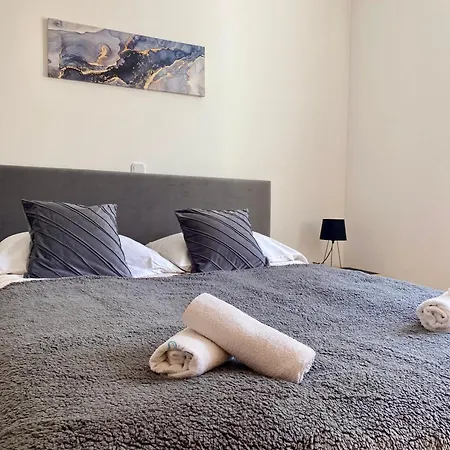 Deluxe Apartamento *